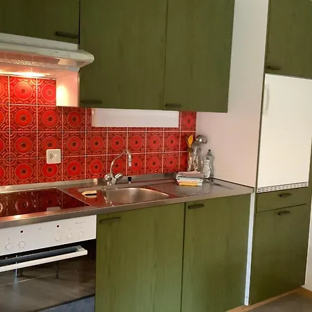דירה Chesa Azalea 2 By Interhome פונטרסינה